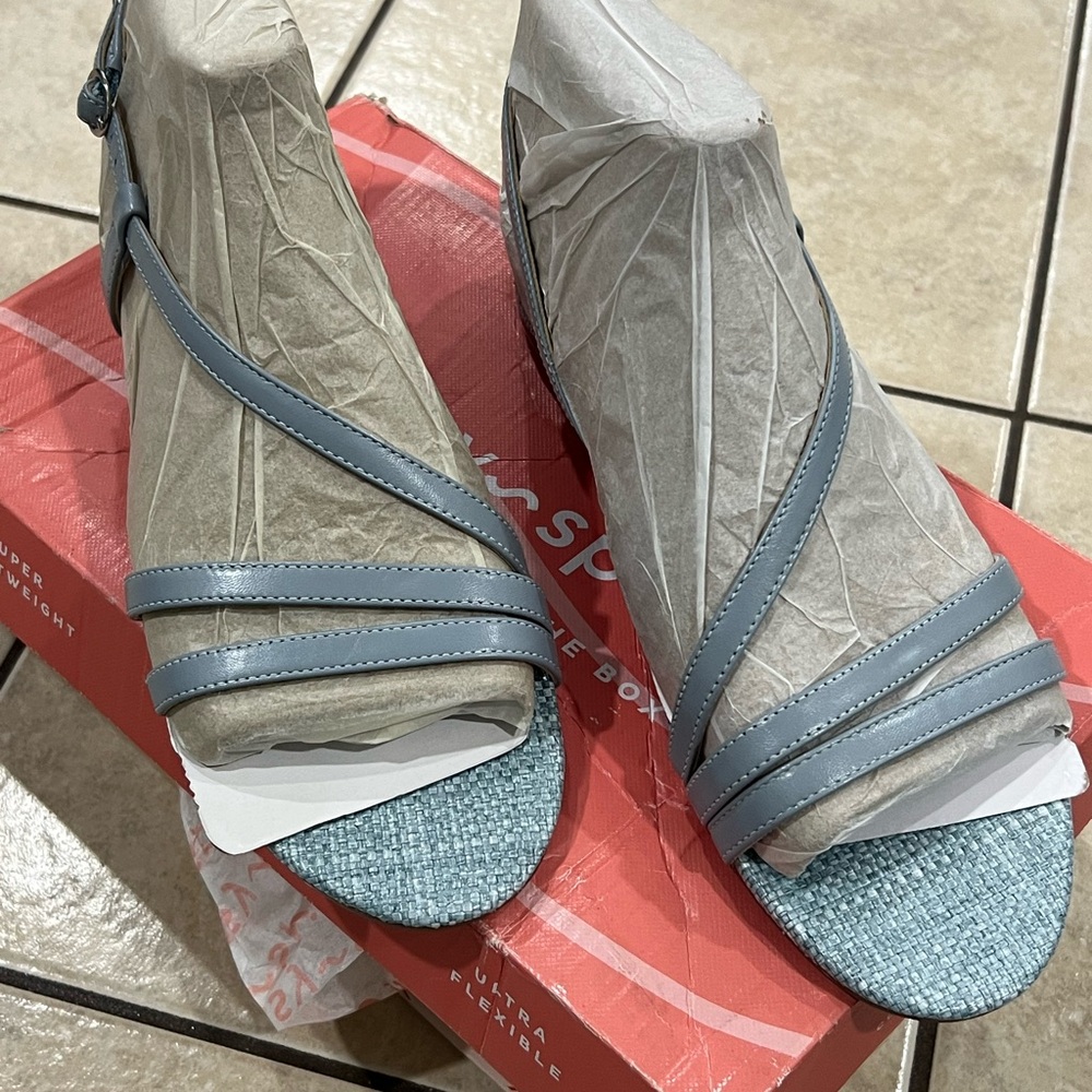 Easy Spirit Blue Strappy Sandals